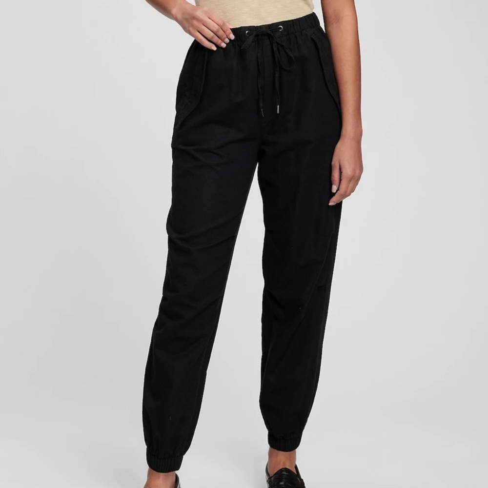 Women’s Gap Linen Joggers